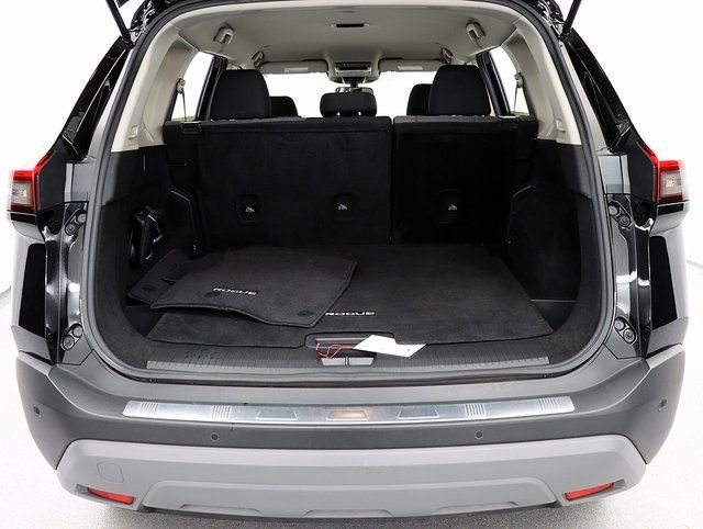 Used 2023 Nissan Rogue SV image 26