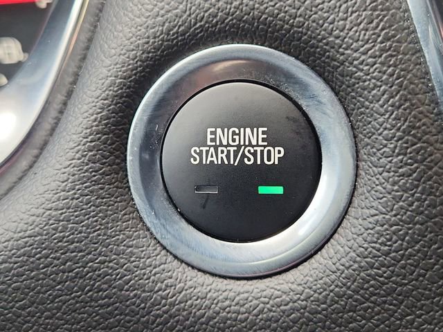 Used 2023 Chevrolet Traverse Premier AWD/4WD image 17