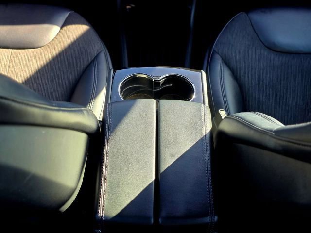 Used 2015 Tesla Model S 85D image 22