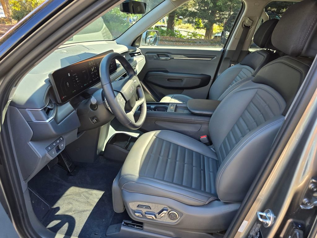 Certified 2024 Kia EV9 Land AWD/4WD image 22
