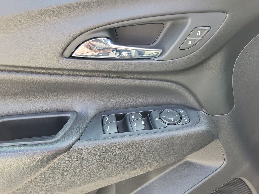 Used 2019 Chevrolet Equinox LT image 20