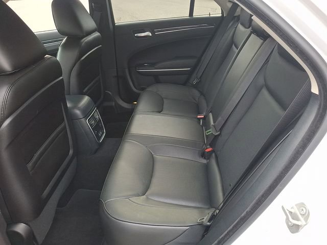 Used 2023 Chrysler 300 Touring L w/ Comfort Group AWD/4WD image 10