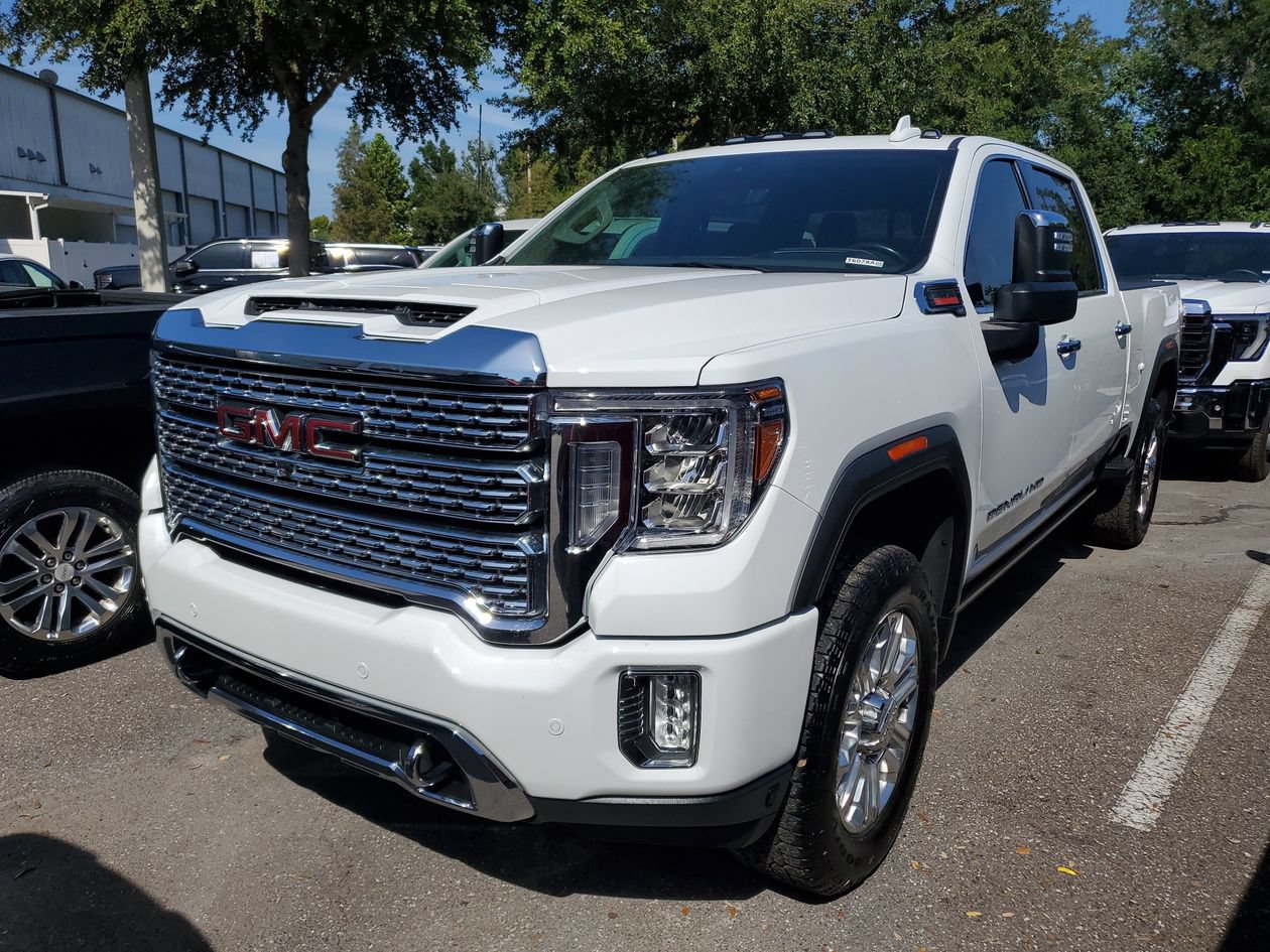 Used 2022 GMC Sierra 2500 Denali w/ Denali Ultimate Package AWD/4WD image 2