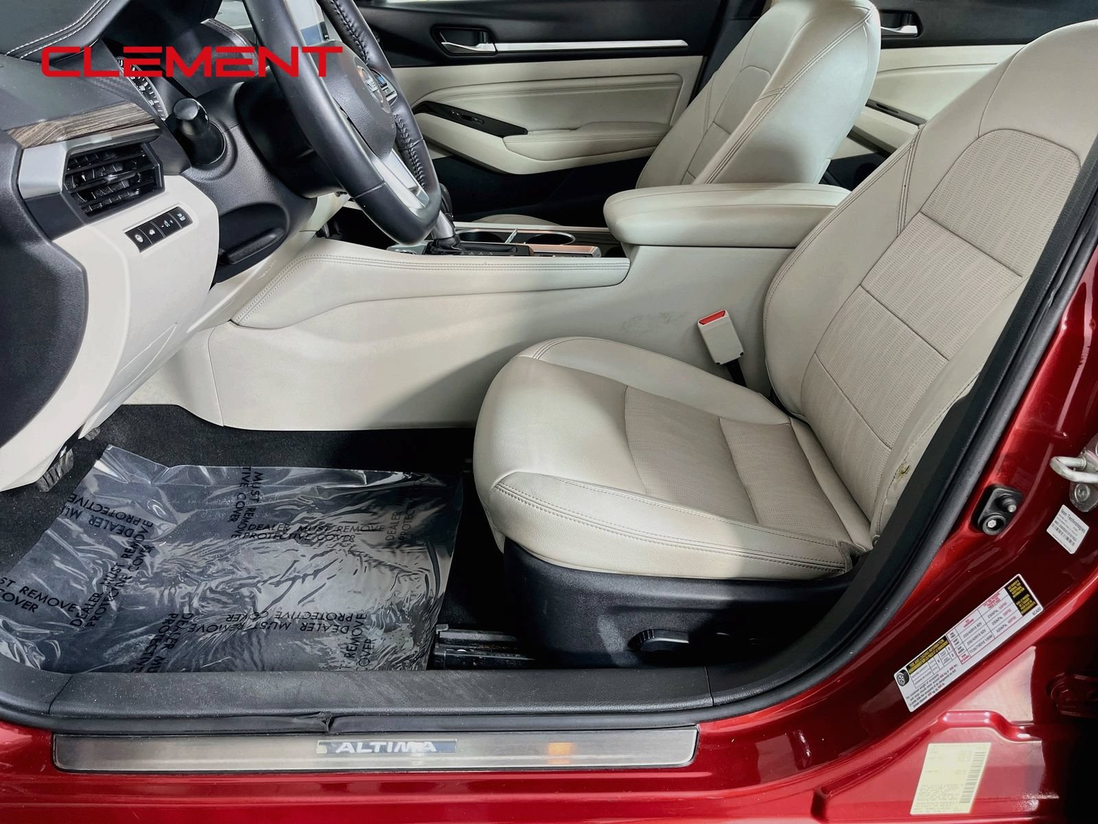 Used 2020 Nissan Altima 2.0 Platinum FWD image 26