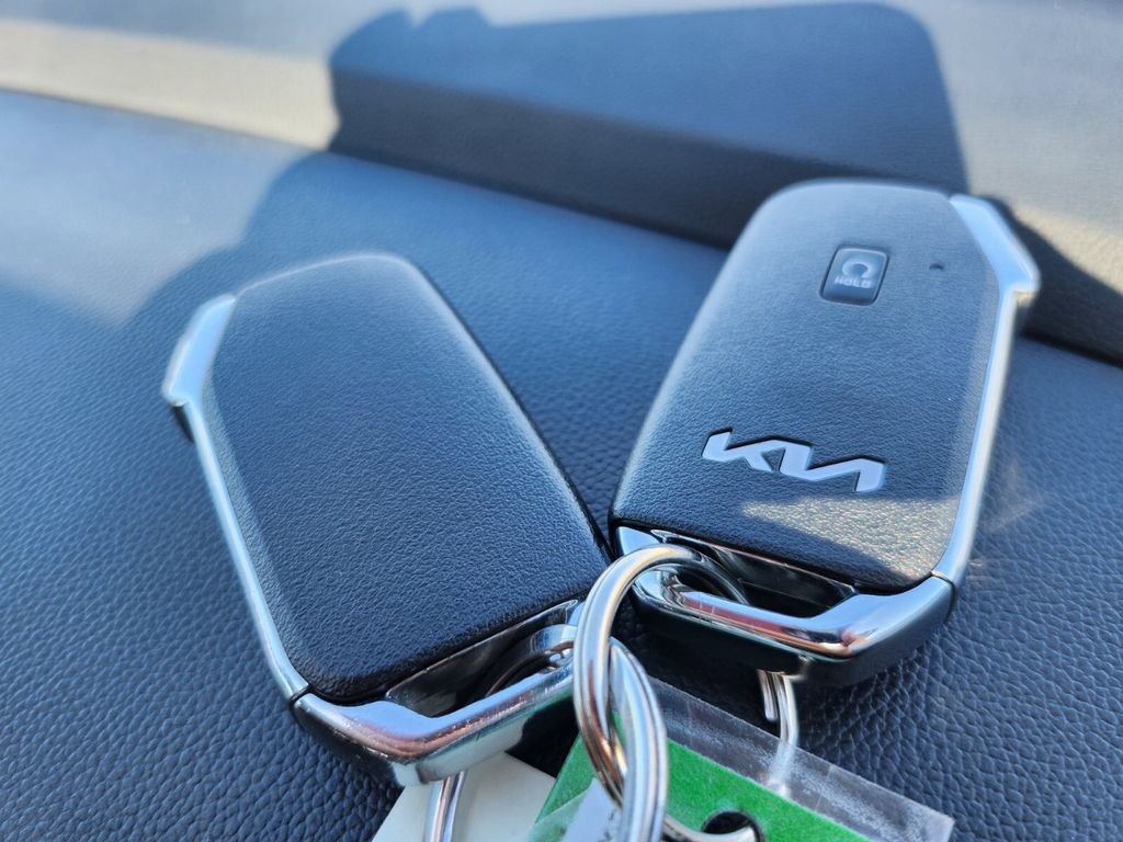 Used 2023 Kia Sorento SX image 38
