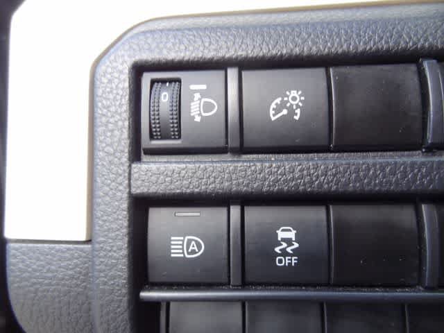 Used 2024 Toyota Tacoma TRD Off-Road AWD/4WD image 16