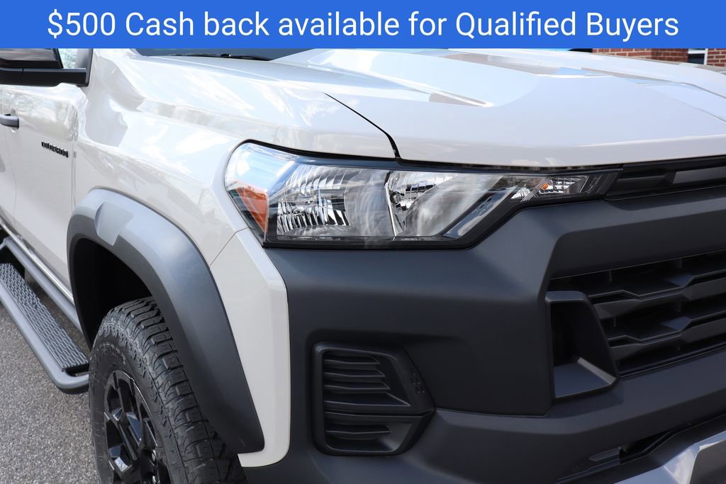 New 2026 Chevrolet Colorado Trail Boss AWD/4WD image 2