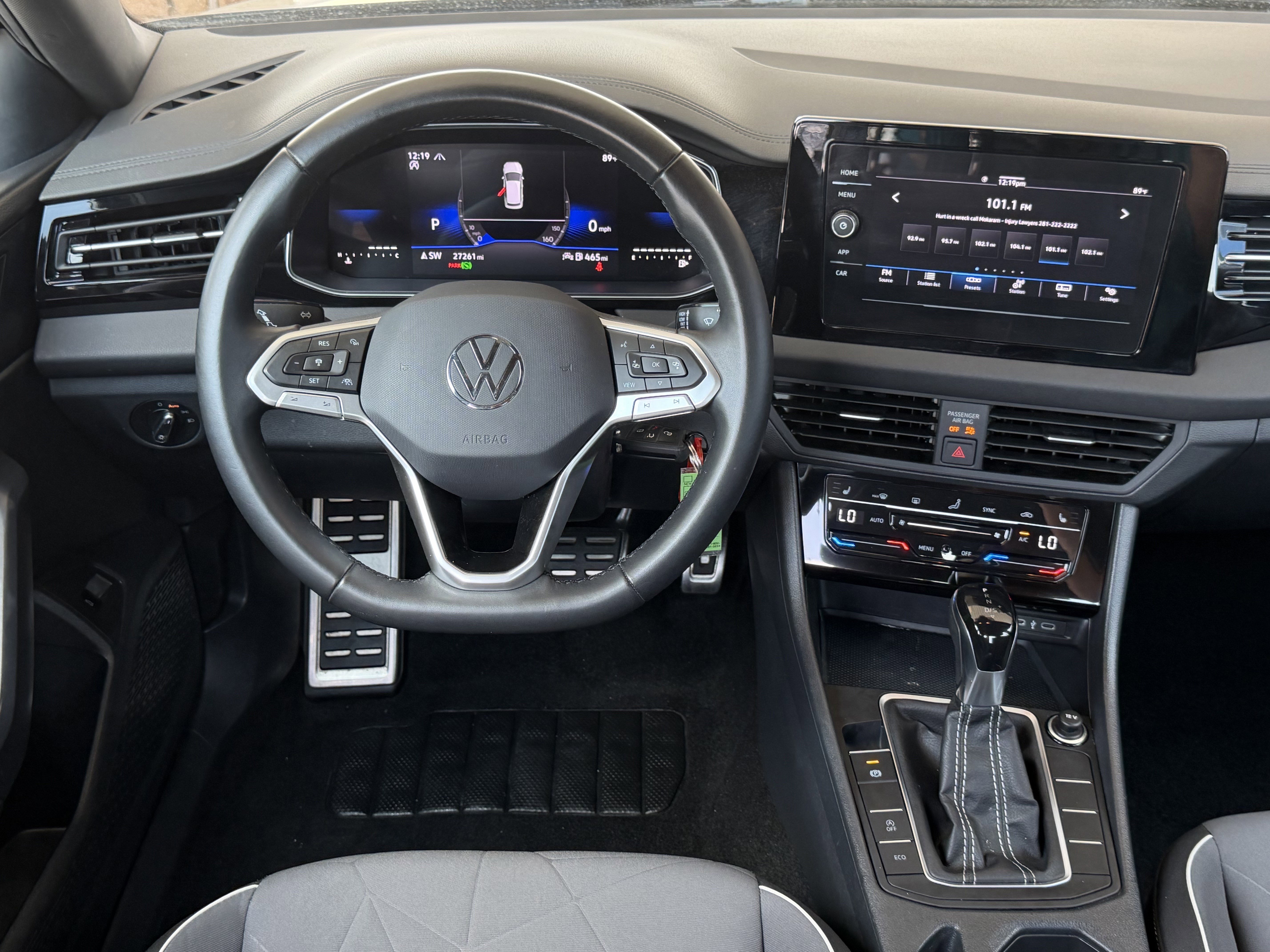 Used 2025 Volkswagen Jetta Sport FWD image 11