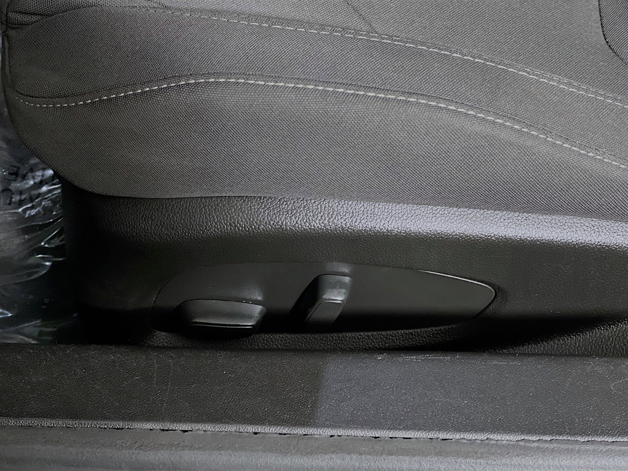 Used 2023 Chevrolet Camaro LT RWD image 16