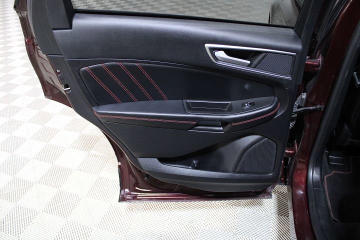 Used 2021 Ford Edge ST-Line image 20
