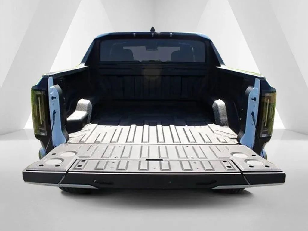 New 2025 GMC Hummer EV 2X image 36