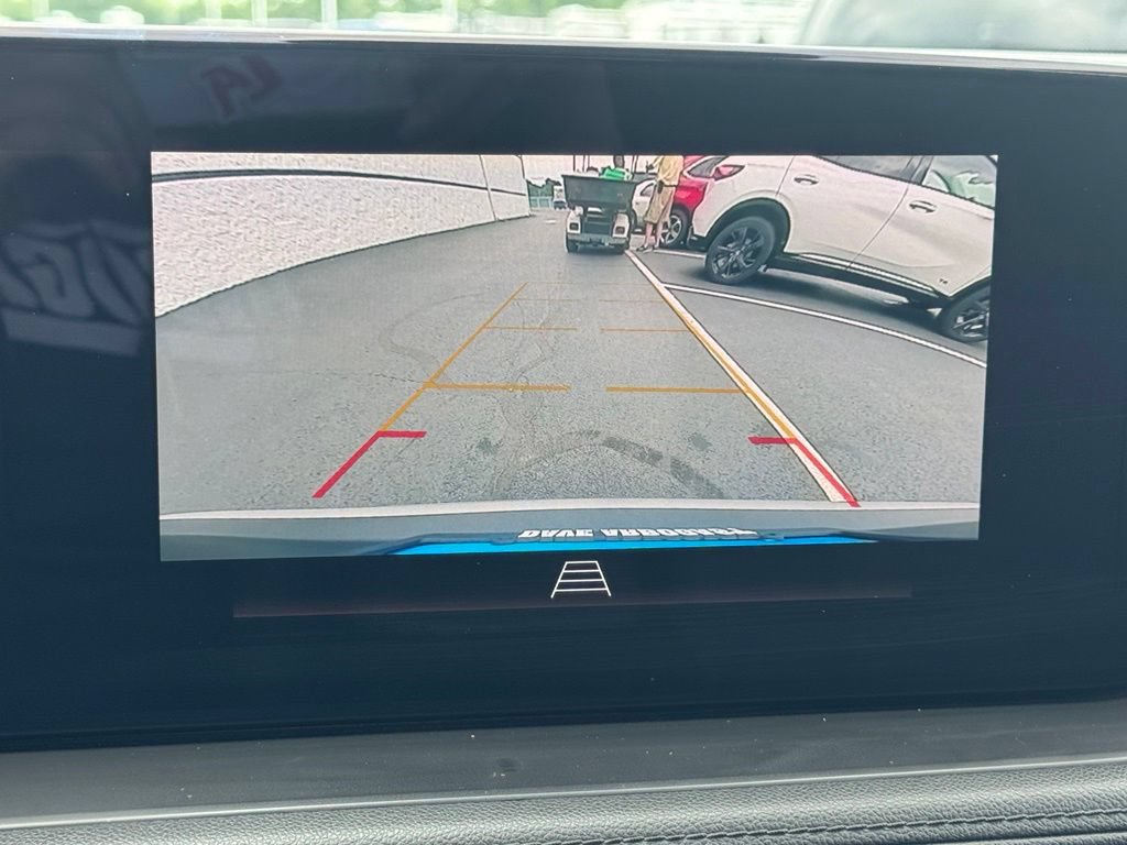 Used 2024 Buick Encore GX Preferred FWD image 4