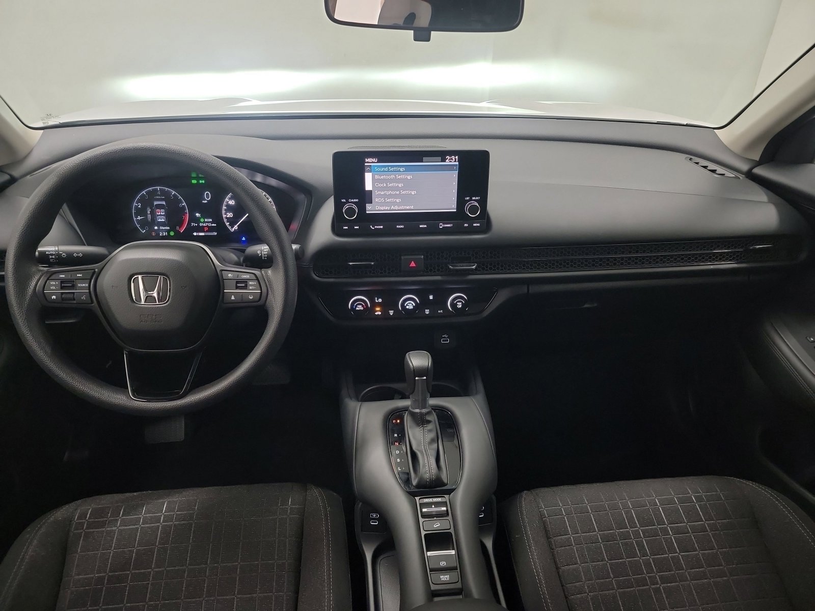 Certified 2025 Honda HR-V LX image 15