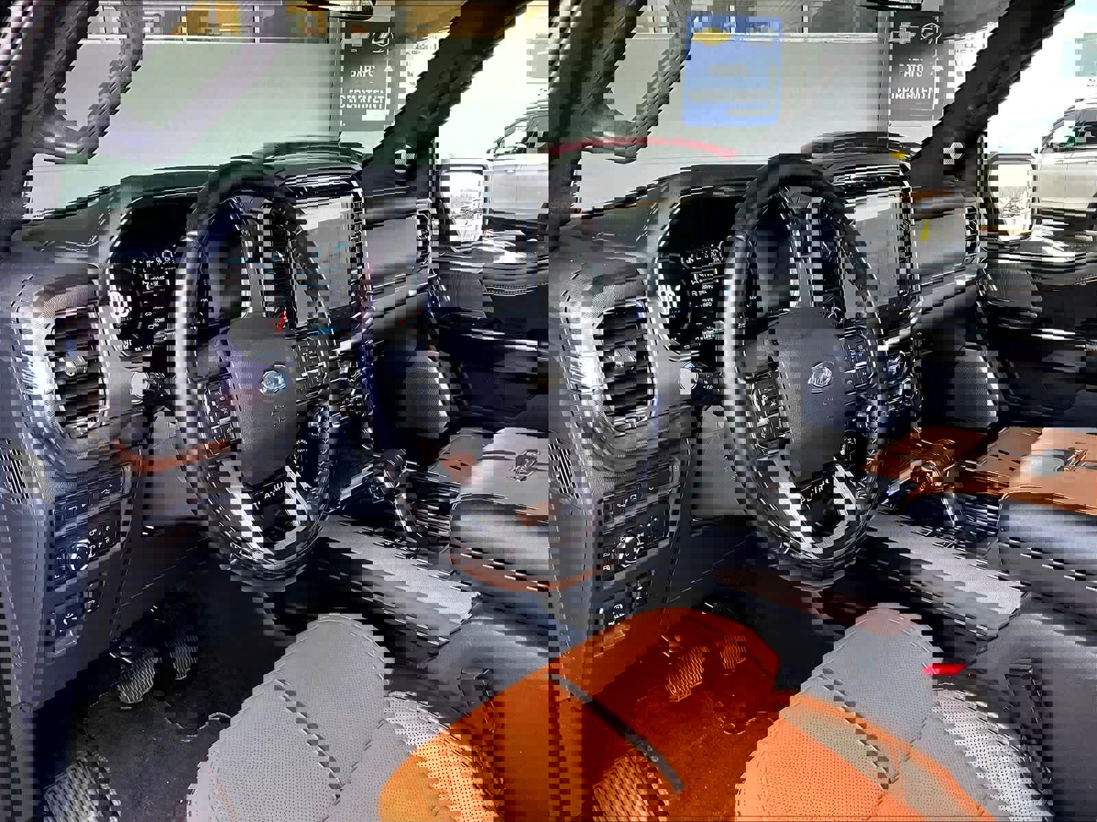 Used 2021 Ford F150 Platinum w/ Equipment Group 701A High AWD/4WD image 8