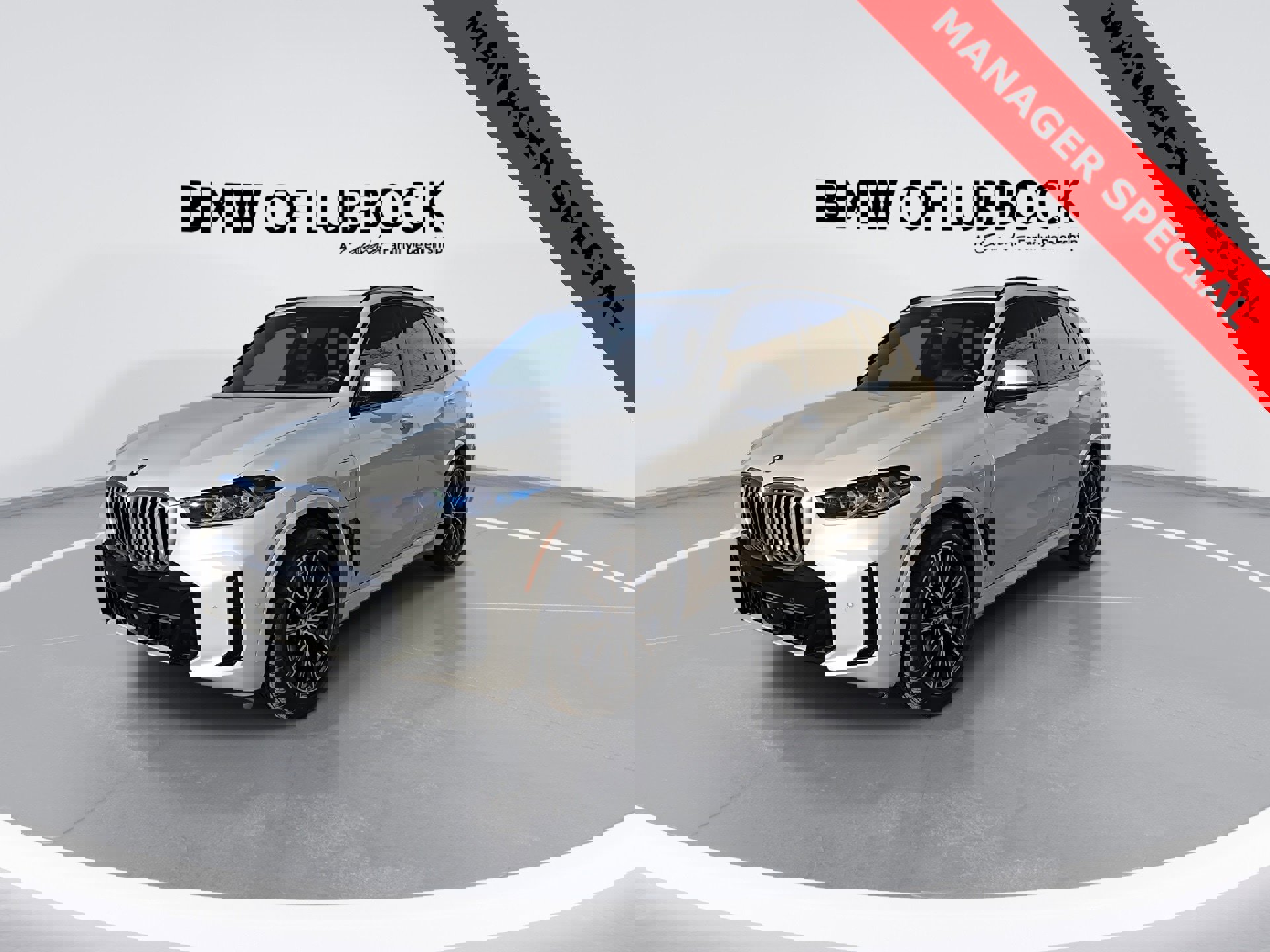 Used 2026 BMW X5 xDrive50e w/ M Sport Package image 5