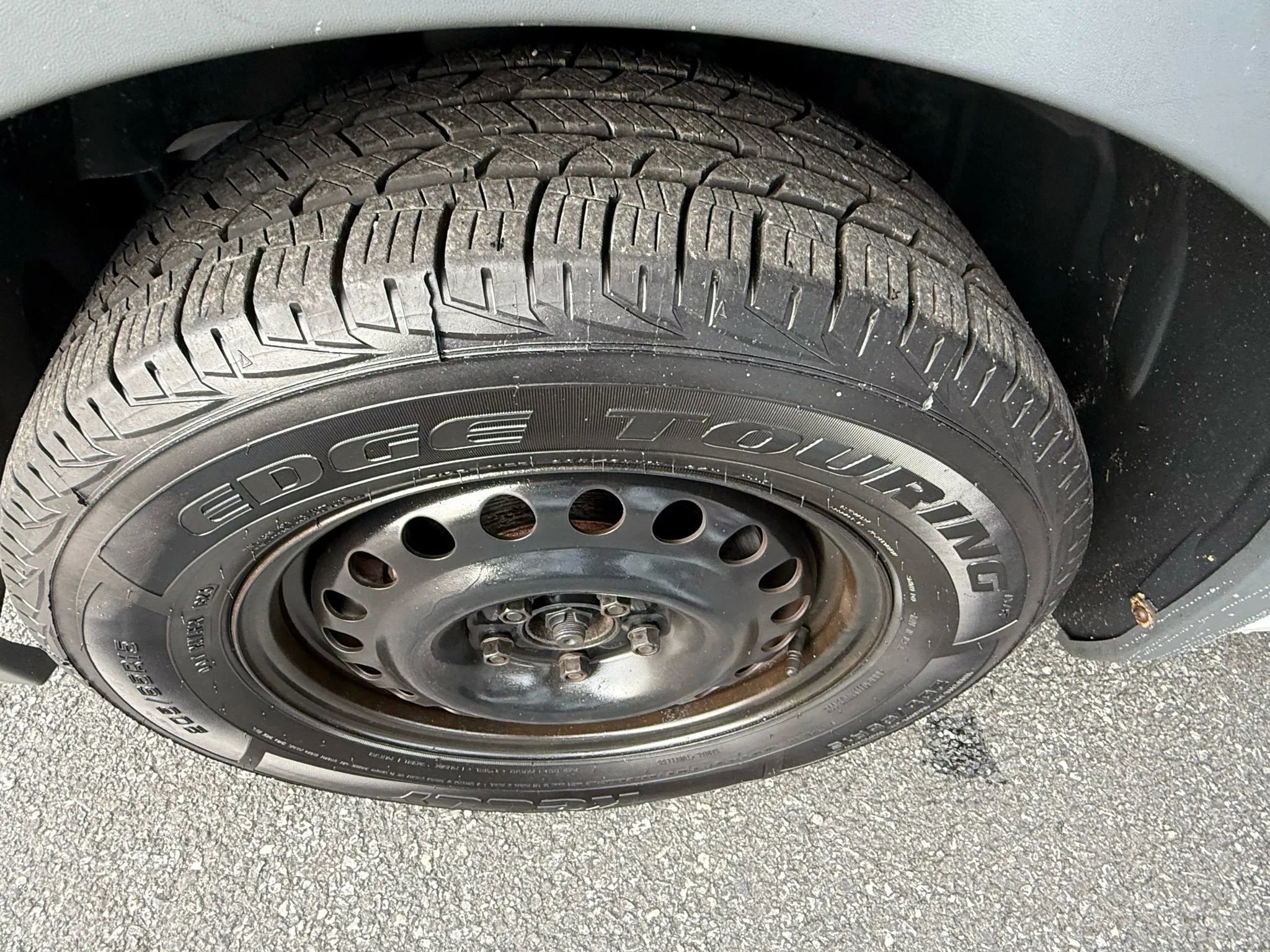 Used 2013 Ford Transit Connect XLT image 4