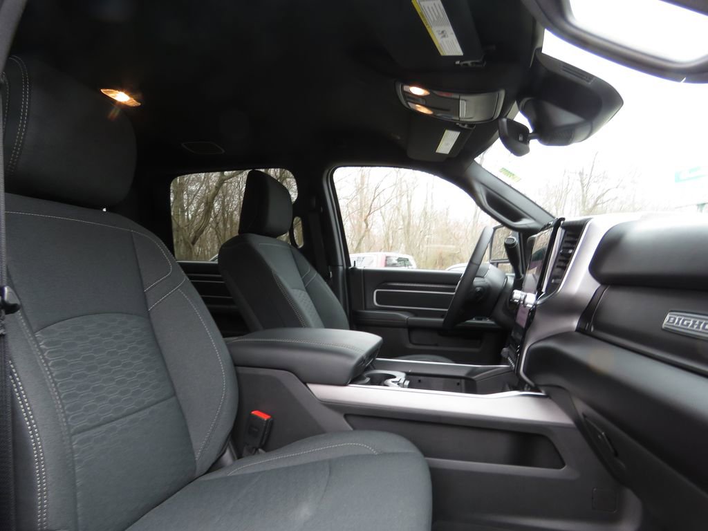 Used 2025 RAM 2500 Big Horn AWD/4WD image 13