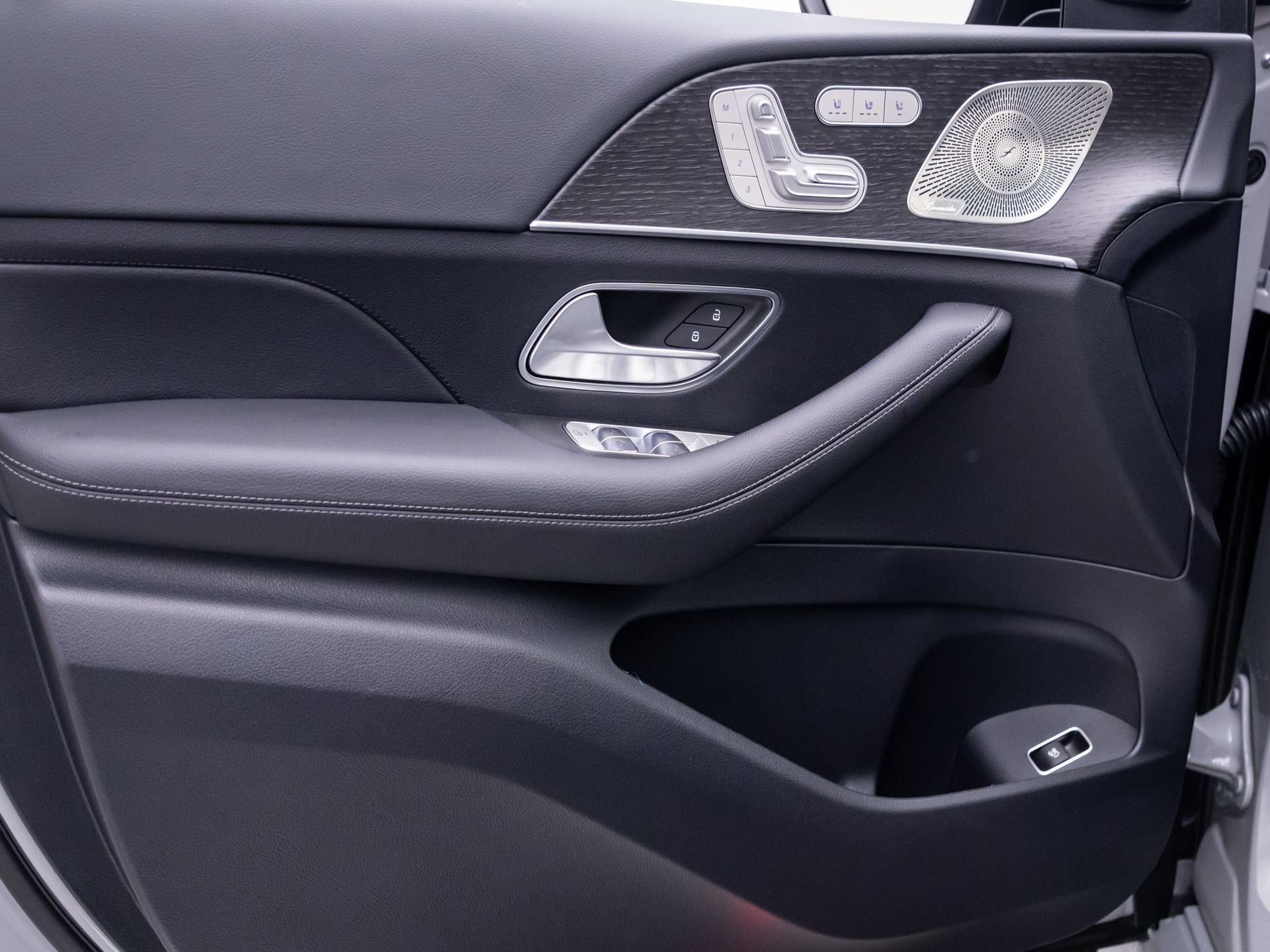 New 2026 Mercedes-Benz GLS 450 4MATIC image 14