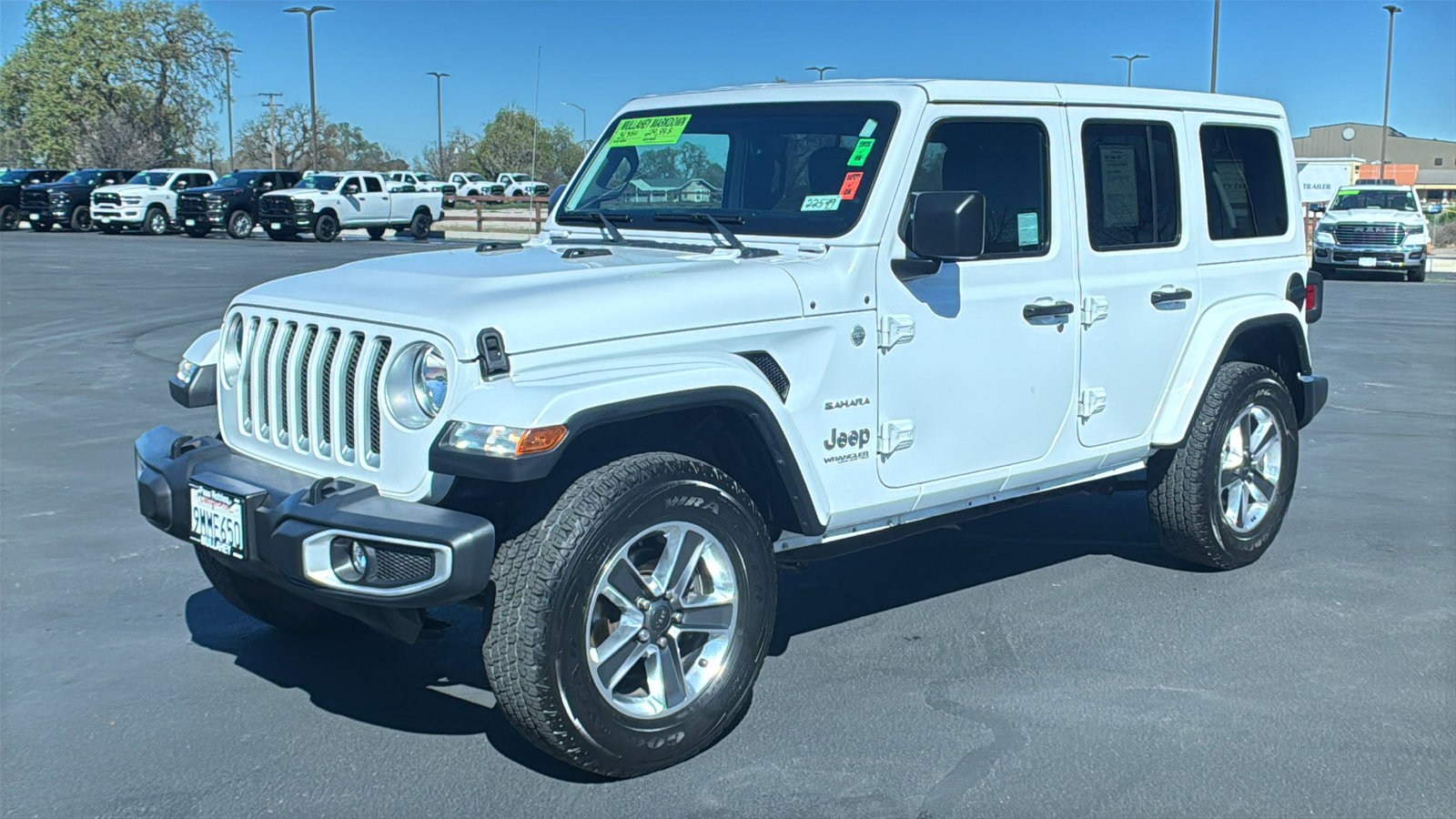 Used 2020 Jeep Wrangler Unlimited Sahara AWD/4WD image 7