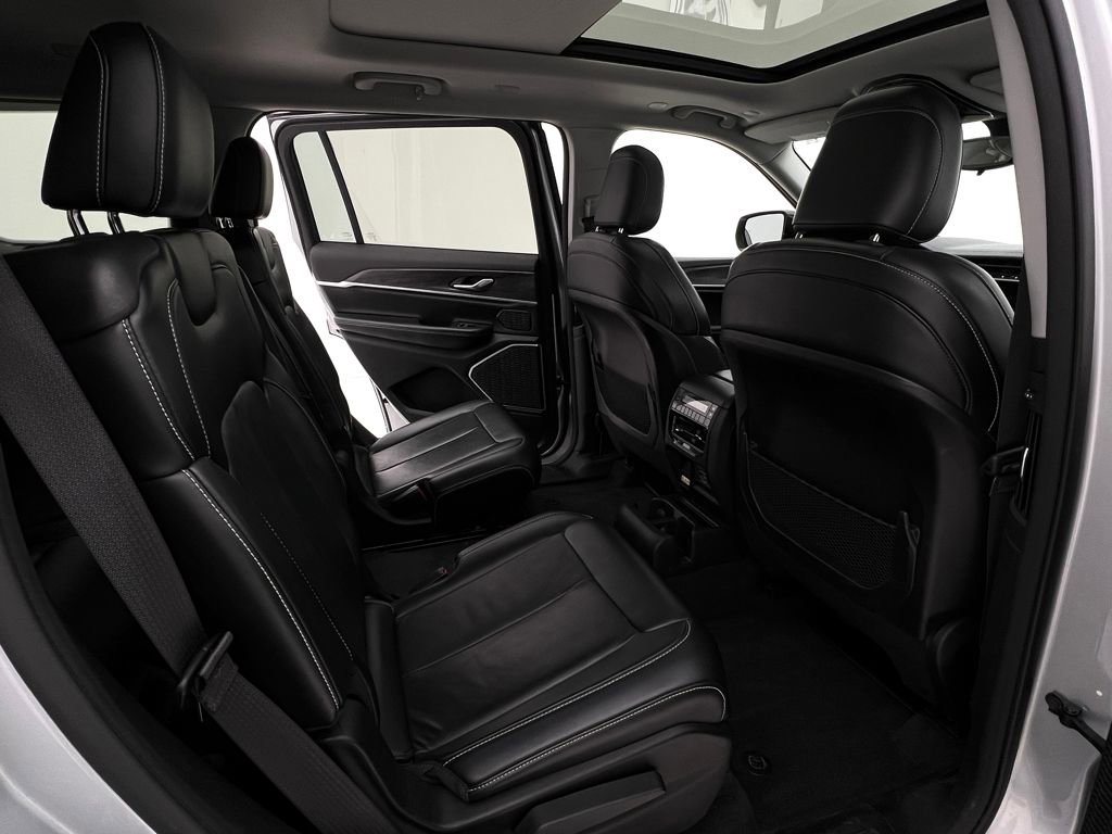 Used 2021 Jeep Grand Cherokee L Limited image 14