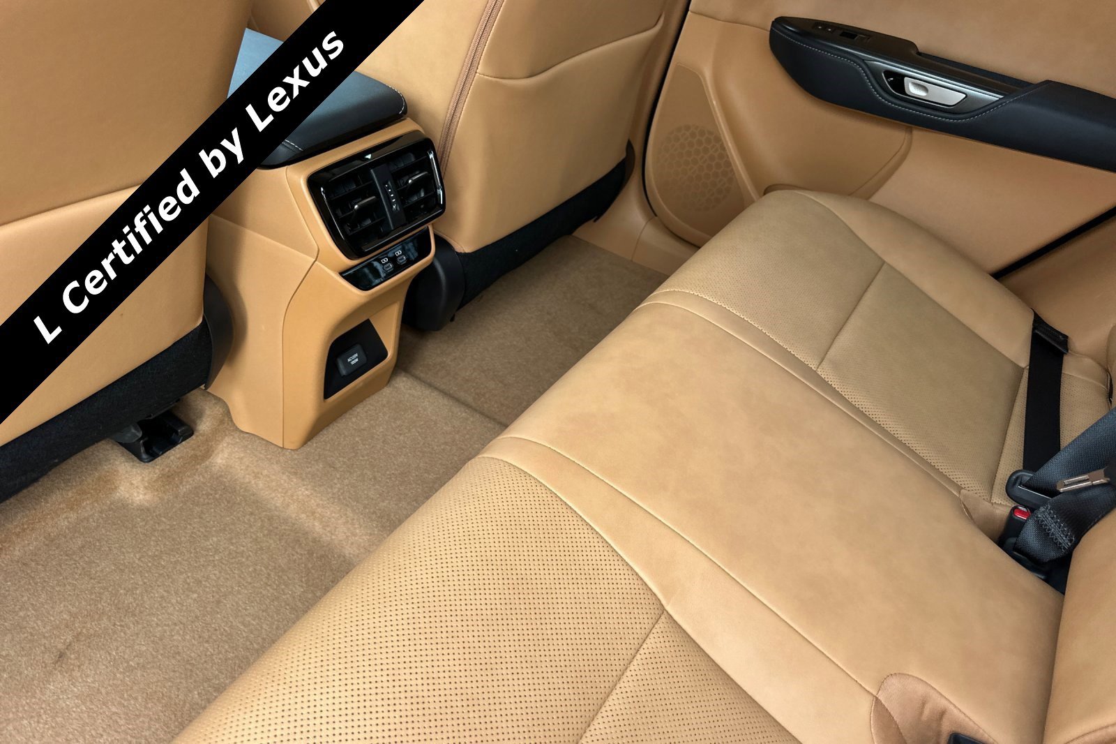 Used 2025 Lexus RZ 300e image 25