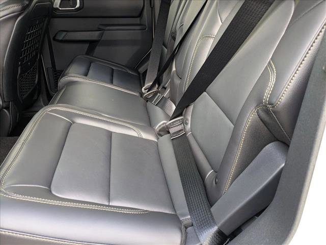 New 2025 Ford Bronco Badlands image 14