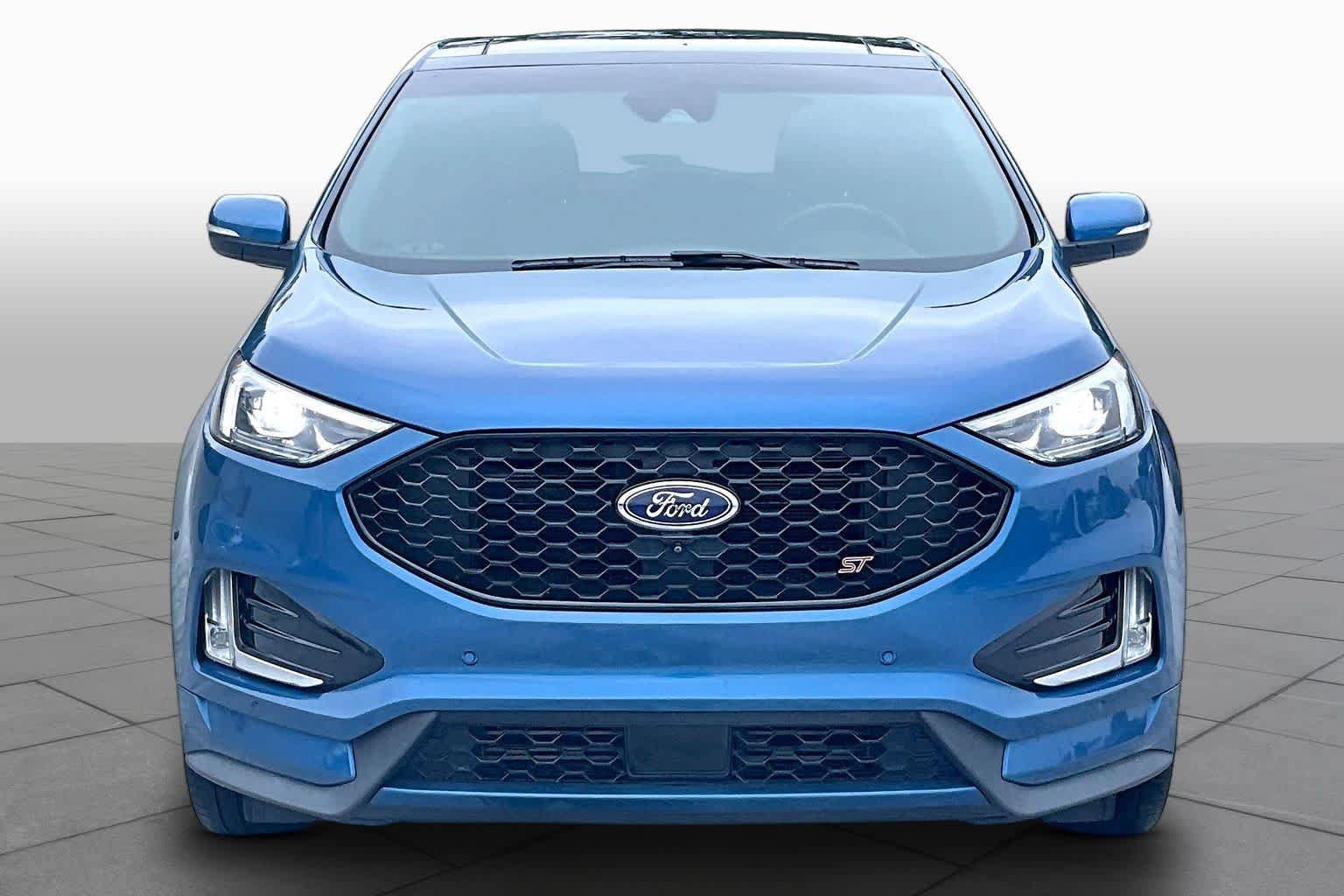 Used 2019 Ford Edge ST w/ Equipment Group 401A AWD/4WD image 4