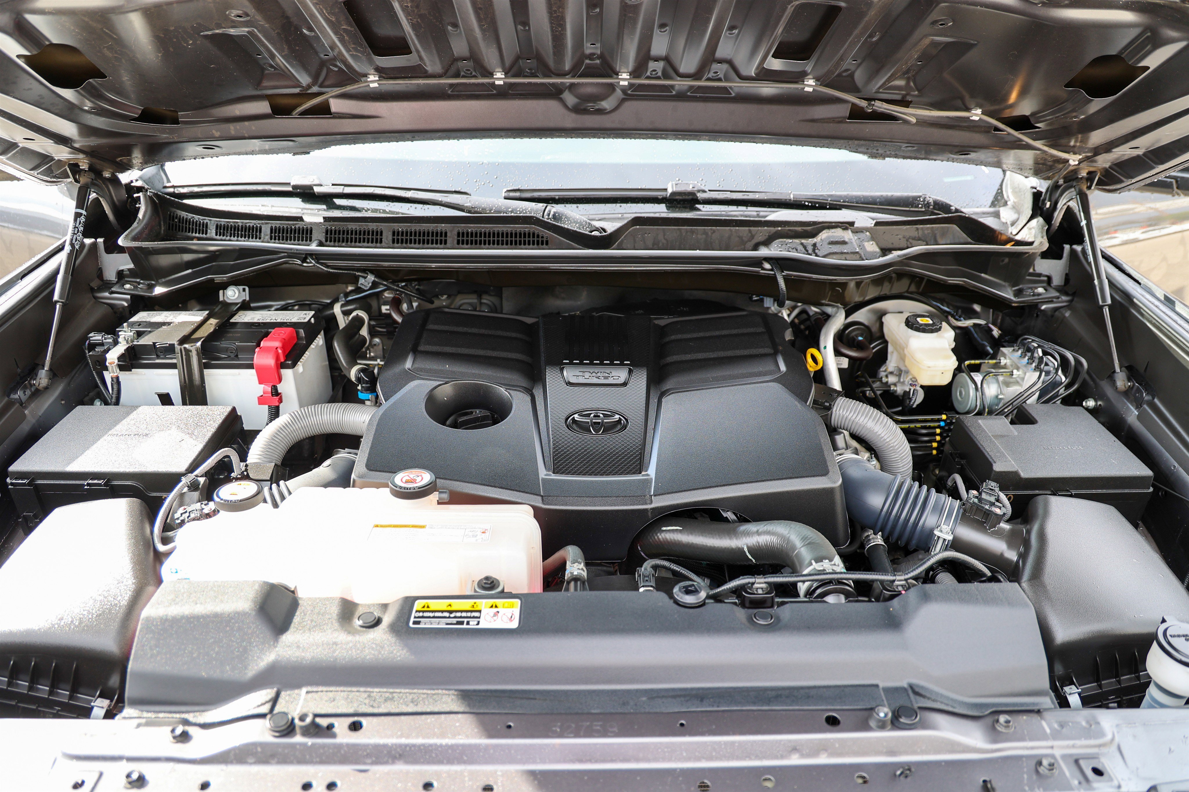 Used 2025 Toyota Tundra SR w/ SR Tow Package image 14