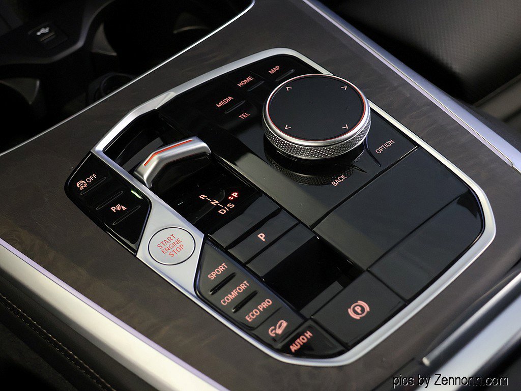 Certified 2025 BMW X5 xDrive40i w/ Premium Package image 26