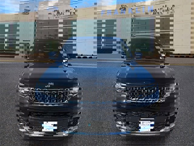 Used 2021 Jeep Grand Cherokee L Limited image 2