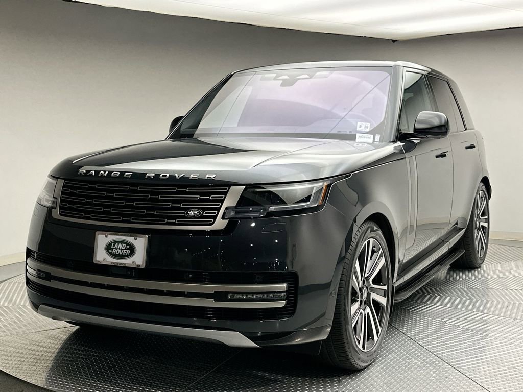 Used 2023 Land Rover Range Rover SE AWD/4WD image 1
