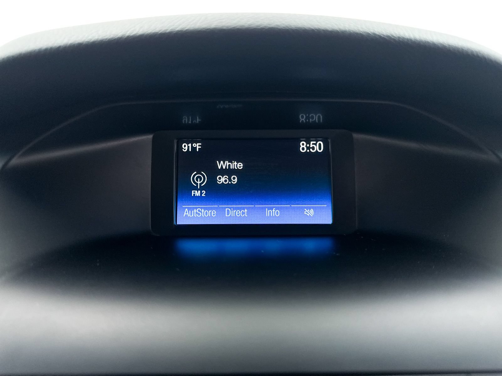 Used 2018 Ford Focus SE FWD image 4