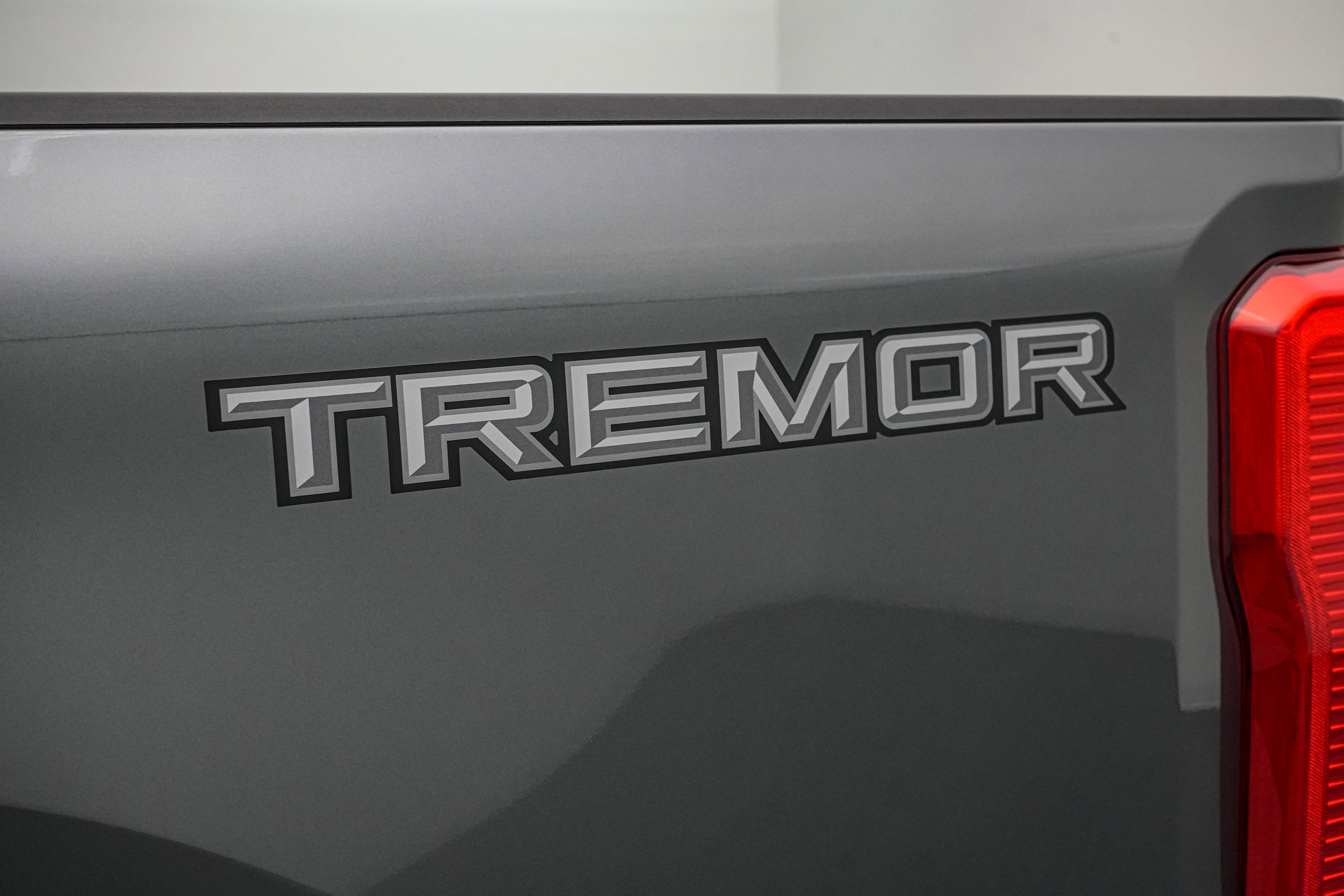 New 2026 Ford F250 XLT w/ Tremor Off-Road Package image 14