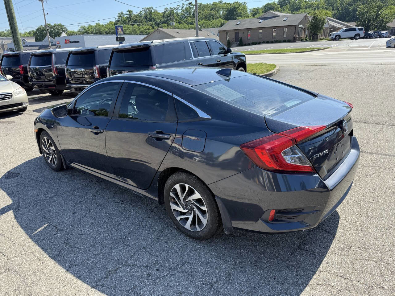 Used 2018 Honda Civic EX image 11