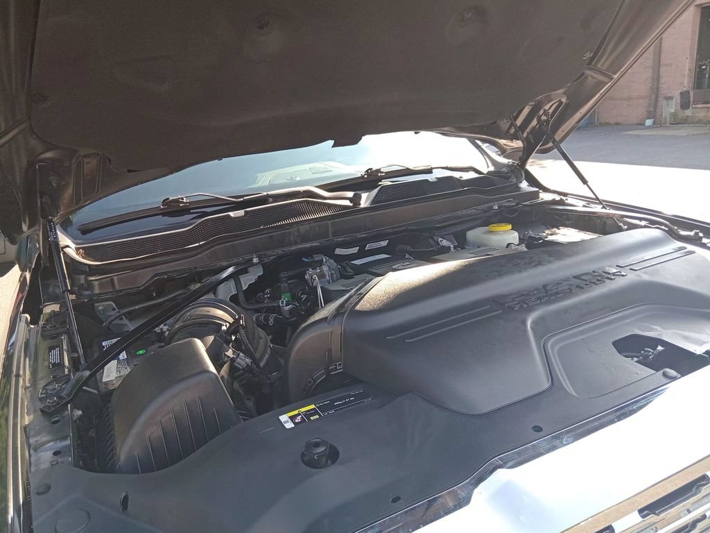 Used 2023 RAM 2500 Limited AWD/4WD image 12