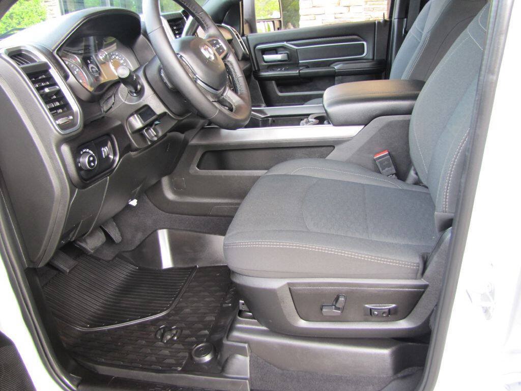 Used 2025 RAM 2500 Big Horn AWD/4WD image 22