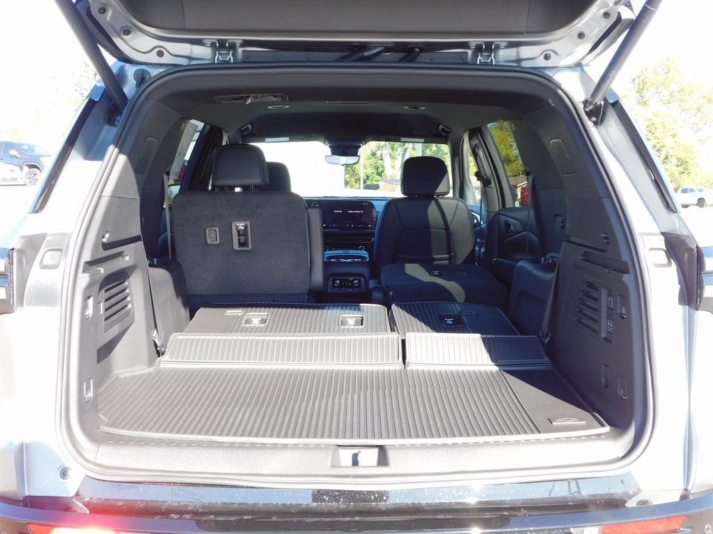 New 2026 Chevrolet Traverse RS w/ LPO, Floor Liner Package image 27