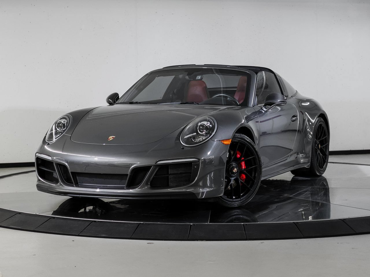 Certified 2018 Porsche 911 Targa 4 GTS AWD/4WD image 1