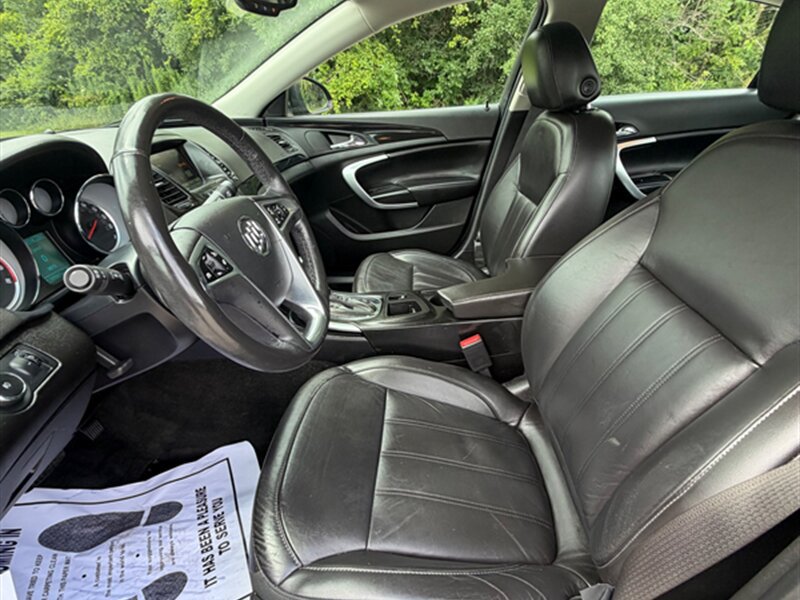 Used 2013 Buick Regal Premium FWD image 18