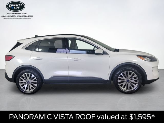 Certified 2022 Ford Escape Titanium w/ Class II Trailer Tow Package AWD/4WD video 2