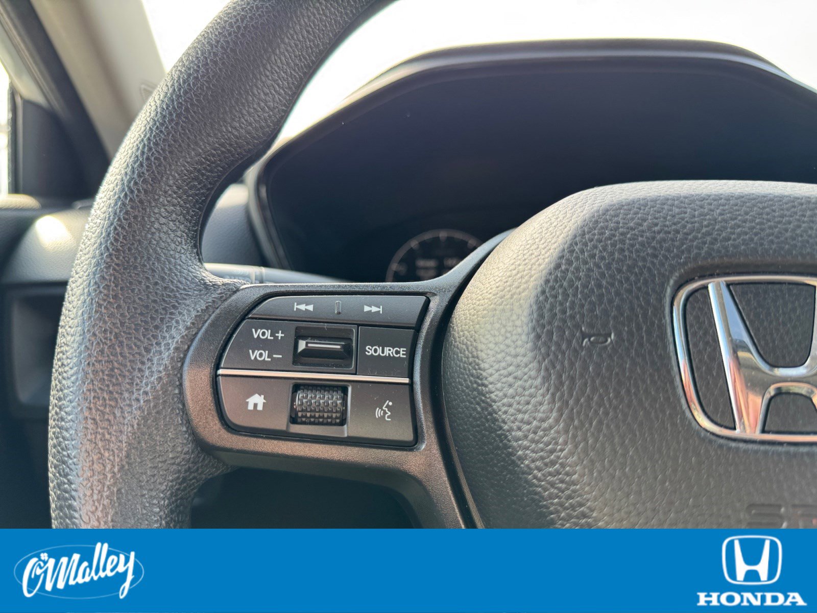 Certified 2025 Honda CR-V EX image 16