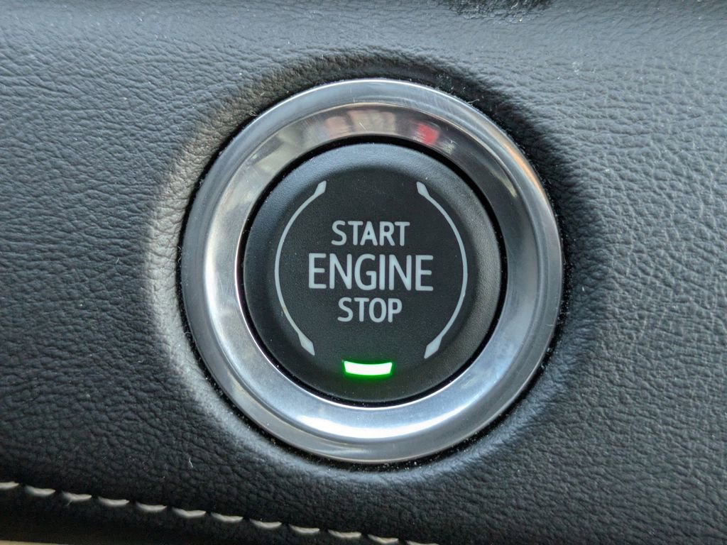 Certified 2022 Cadillac Escalade Premium Luxury image 39