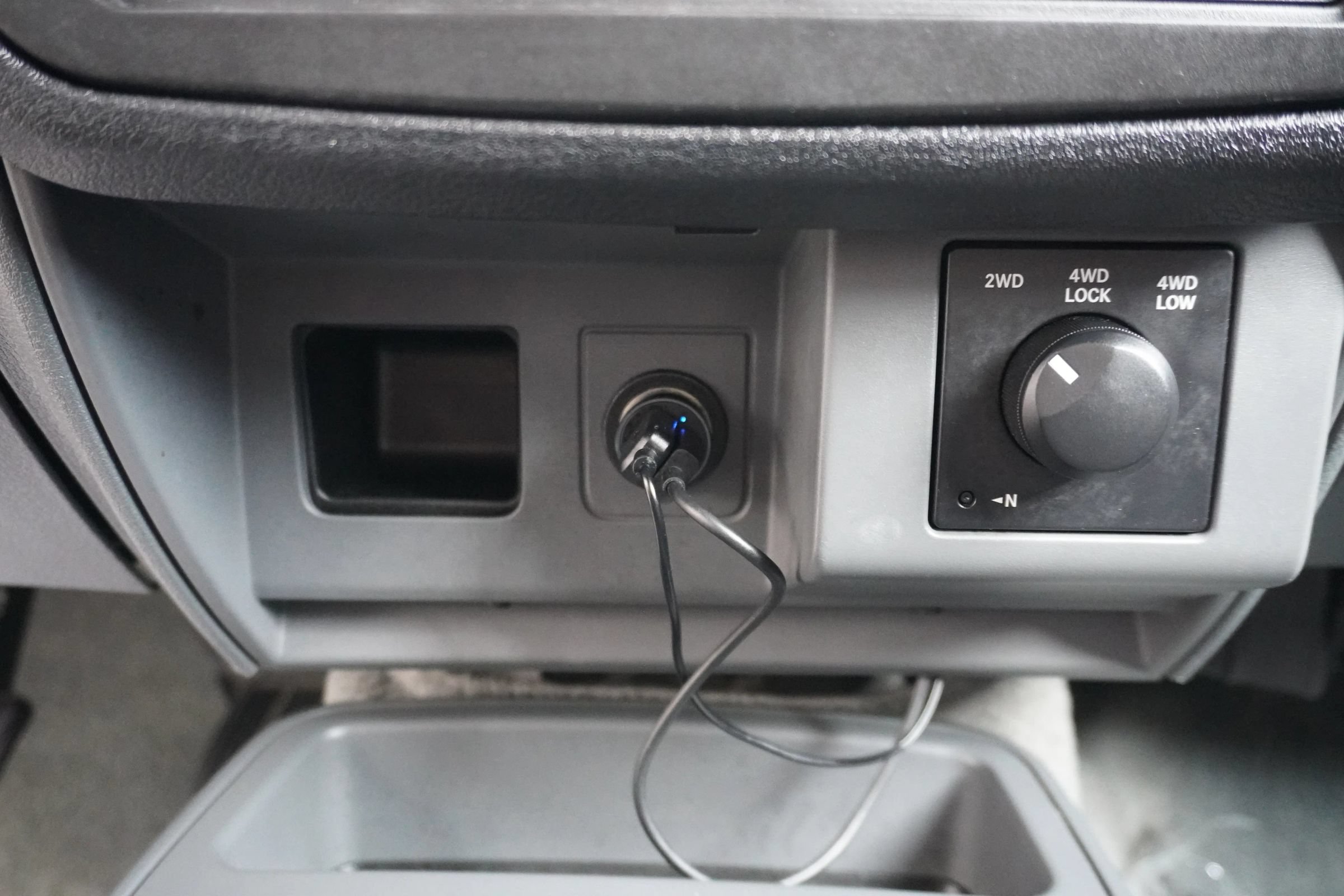 Used 2007 Mitsubishi Raider LS AWD/4WD image 24
