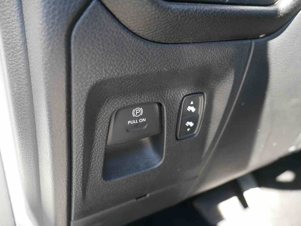 Used 2025 RAM 1500 Big Horn image 31
