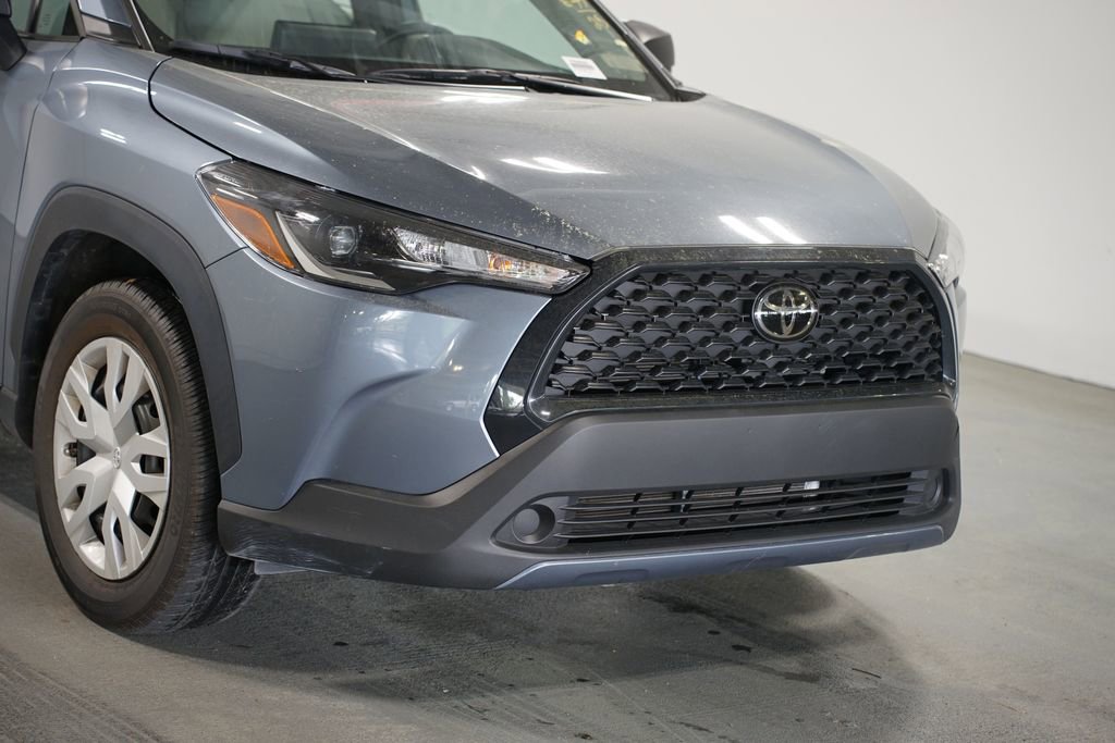 Certified 2025 Toyota Corolla Cross L image 4