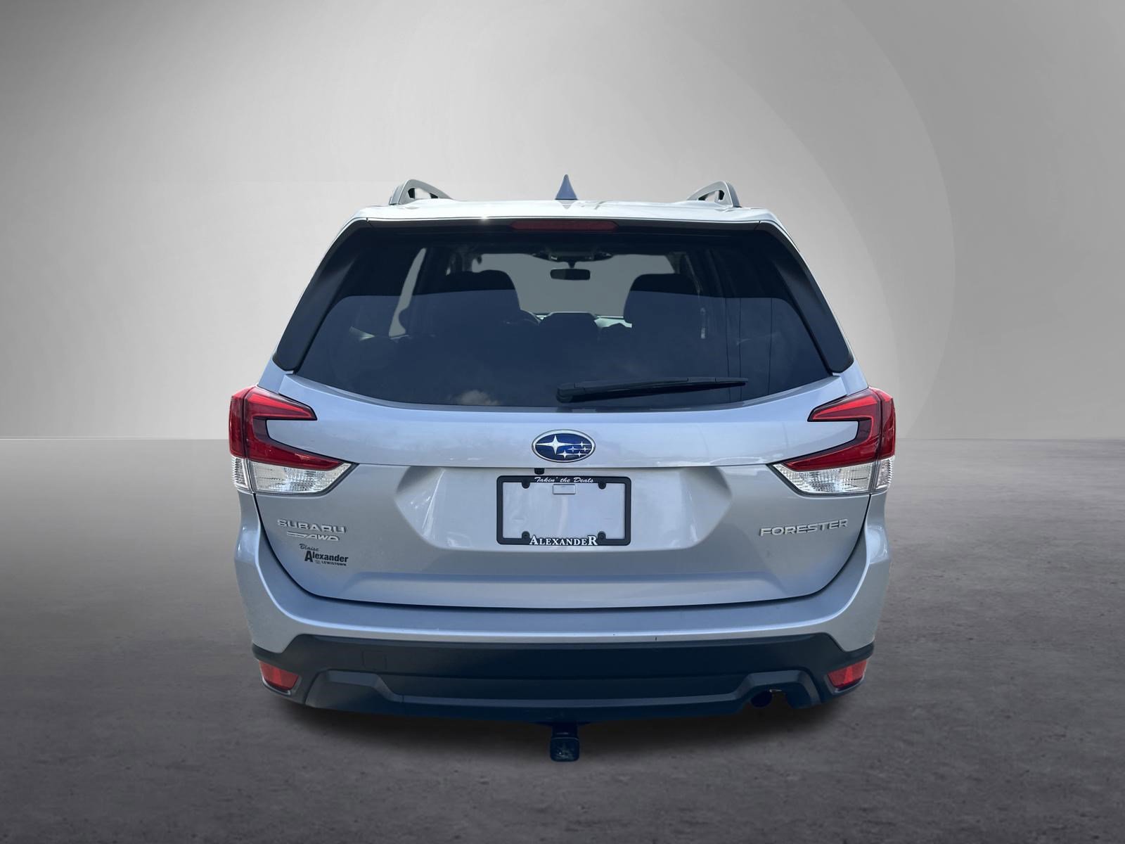 Used 2023 Subaru Forester Premium image 4