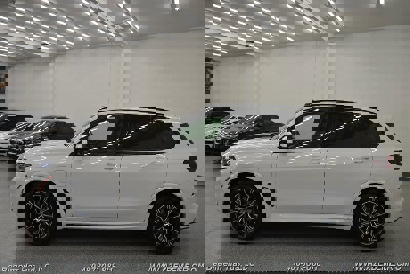 Used 2024 BMW X5 xDrive50e w/ M Sport Package image 4