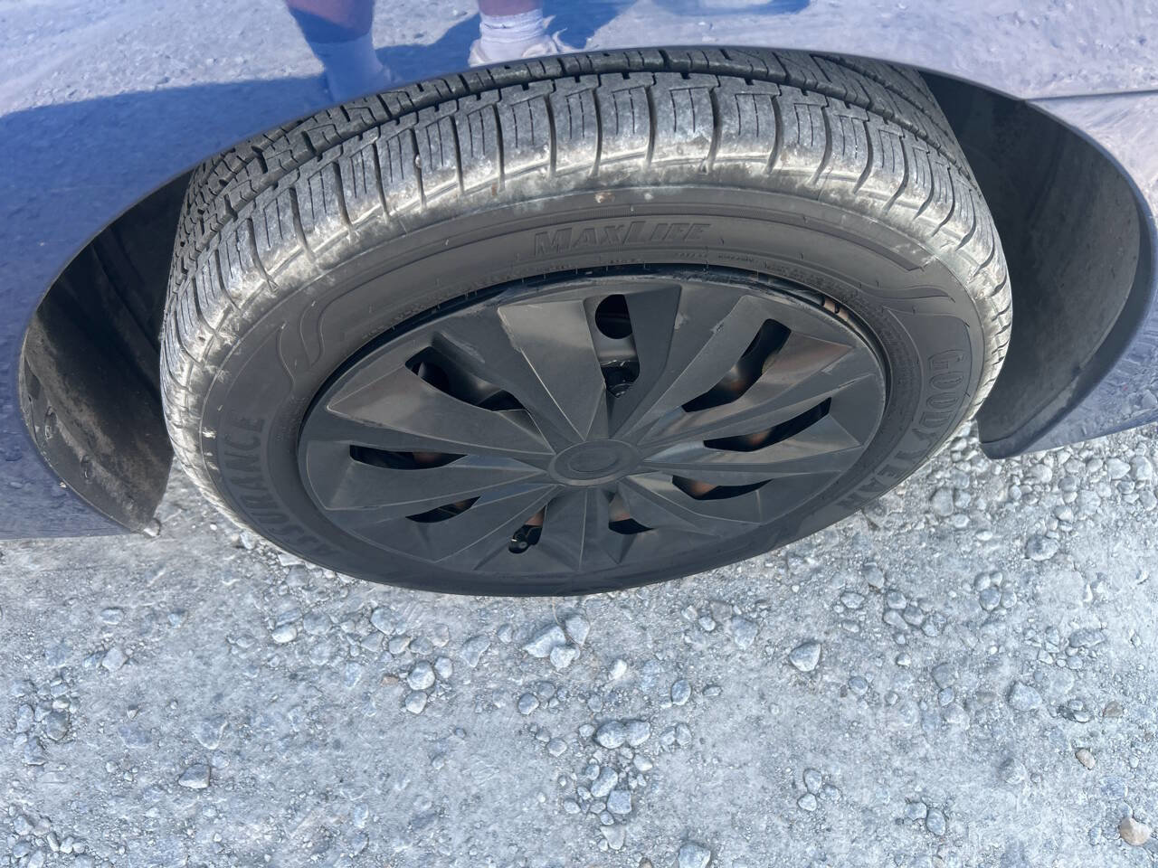 Used 2019 Nissan Sentra S image 12