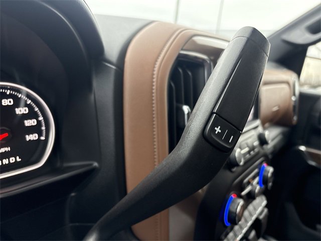 Used 2019 Chevrolet Silverado 1500 High Country w/ High Country Premium Package image 16