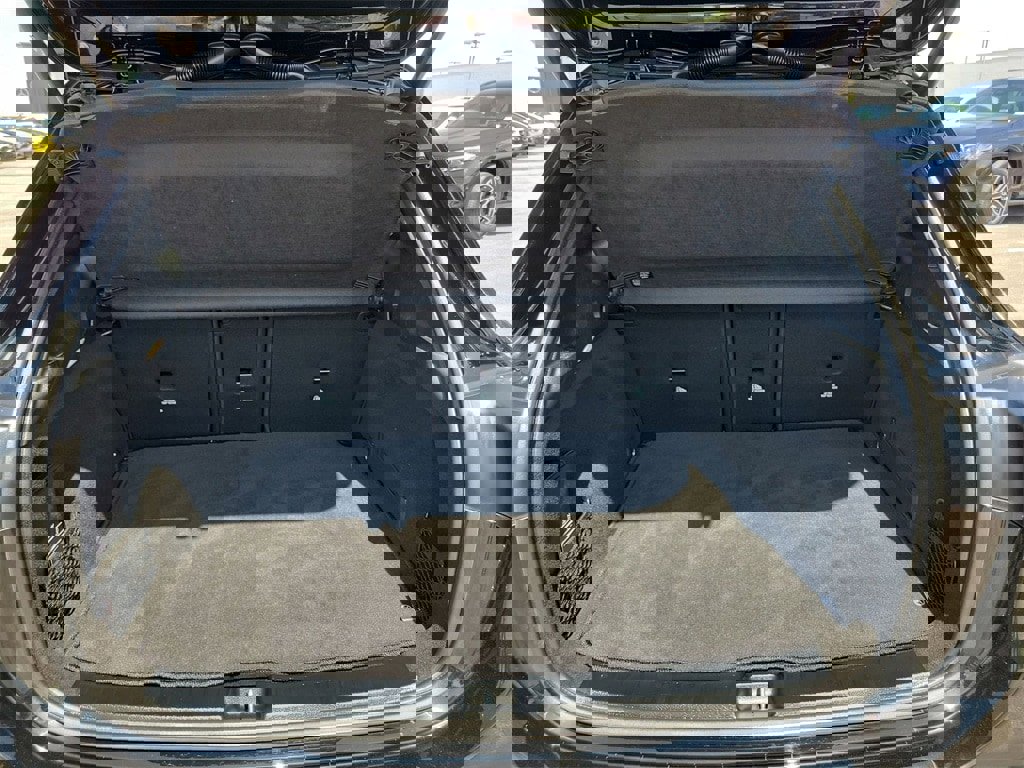 New 2025 Mercedes-Benz GLA 250 image 12